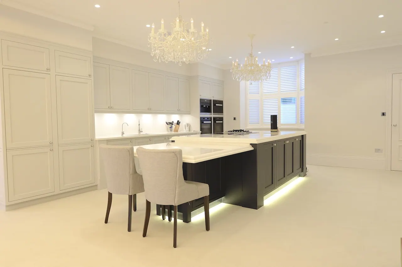 Kitchen and dining area, seen from the garden end